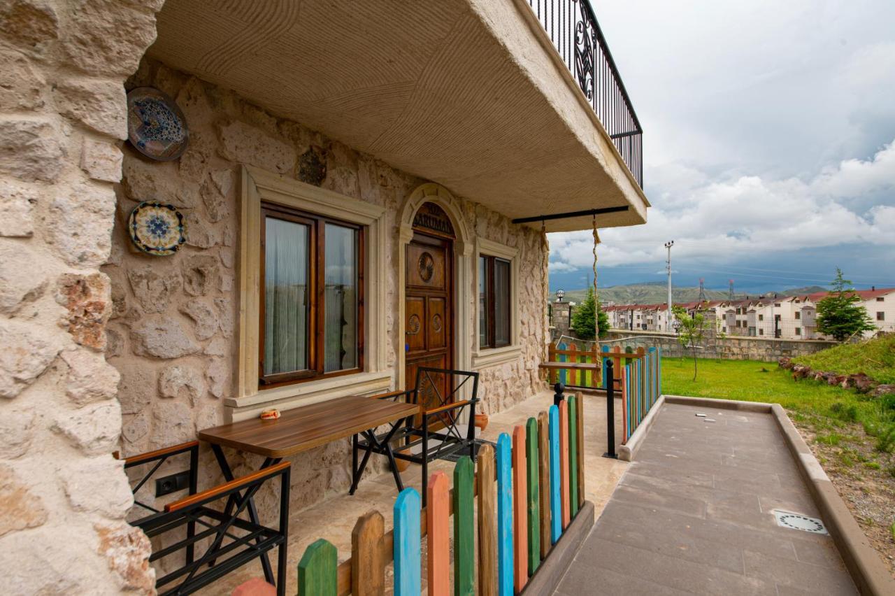 Cappadocia Hobbit House Hotel Nevşehir Exterior foto