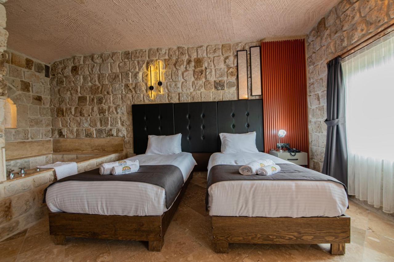Cappadocia Hobbit House Hotel Nevşehir Exterior foto