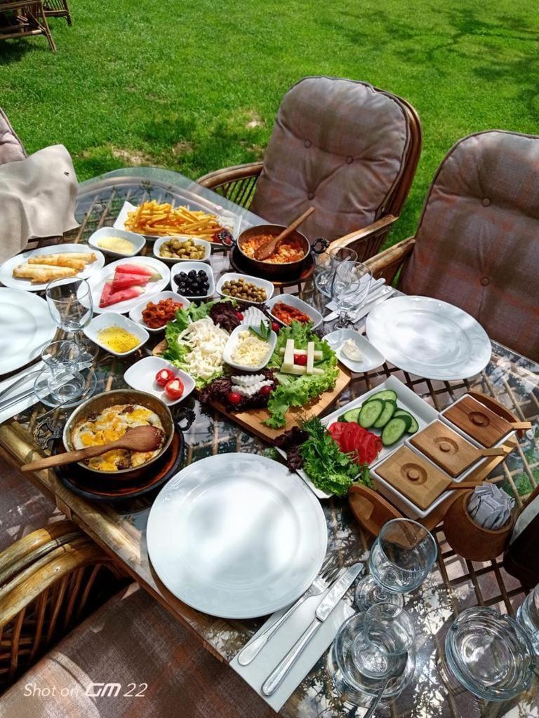 Cappadocia Hobbit House Hotel Nevşehir Exterior foto